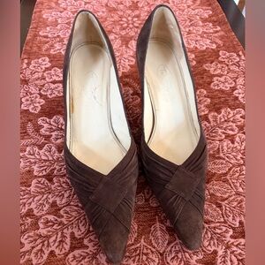 Talbots Brown Suede Kitten Heels